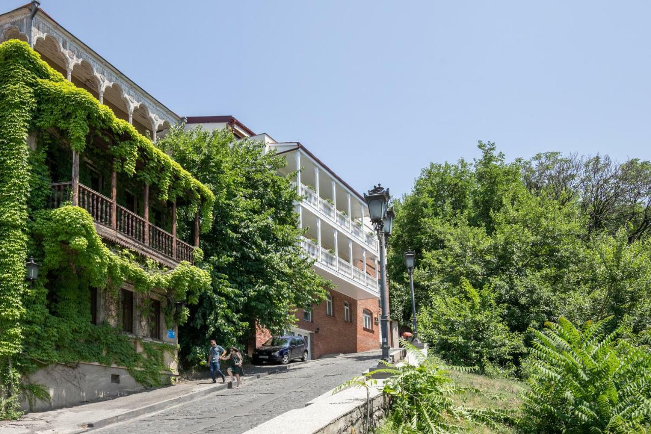 Hb Apartments Akhvelediani II Tbilisi Esterno foto