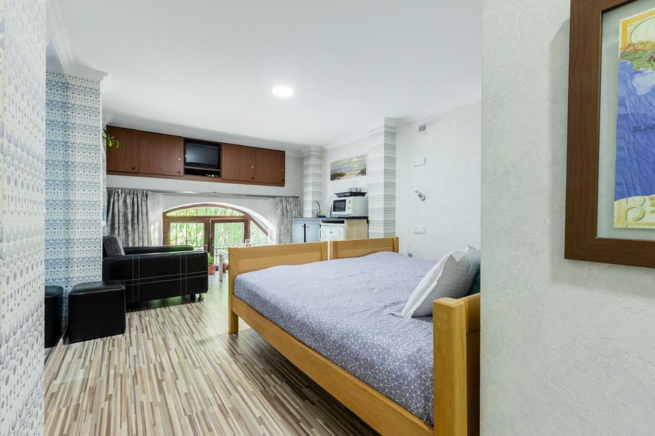 Hb Apartments Akhvelediani II Tbilisi Esterno foto